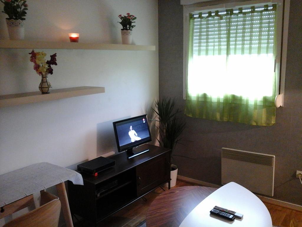 Beau Studio Noisy-Le-Grand Apartment Phòng bức ảnh